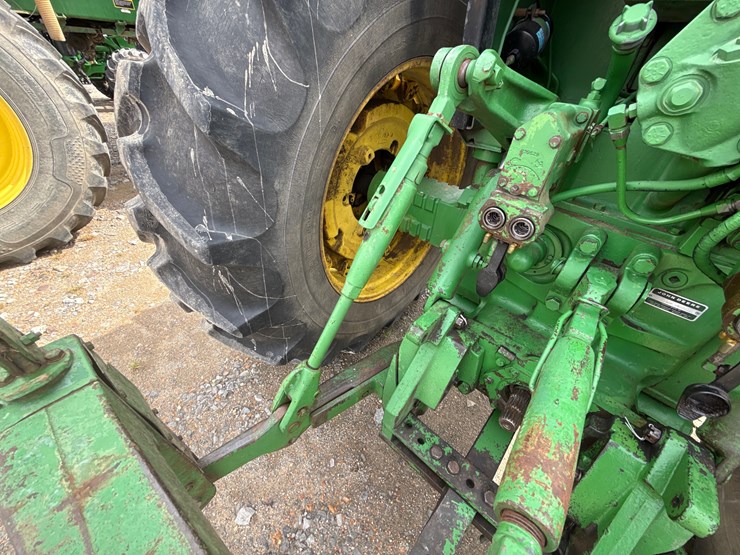 john-deere-4840-image-11
