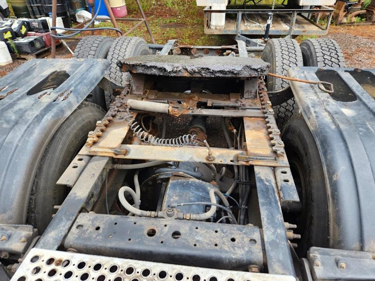 2011-international-prostar-image-28