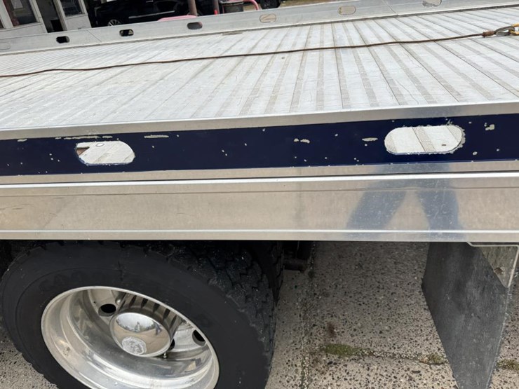 2019-kenworth-t270-image-41