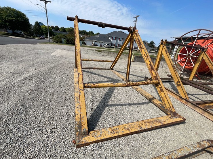 #13365-•-reel-carrier-stand-image-4