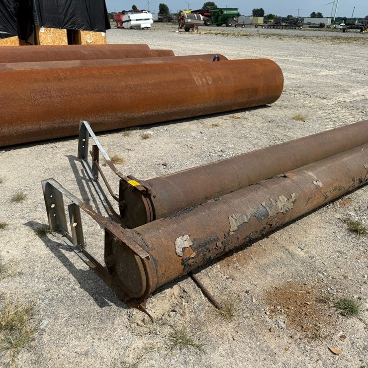 #23941 • Lot of (2) 12’ Steel Pipe w/Gates