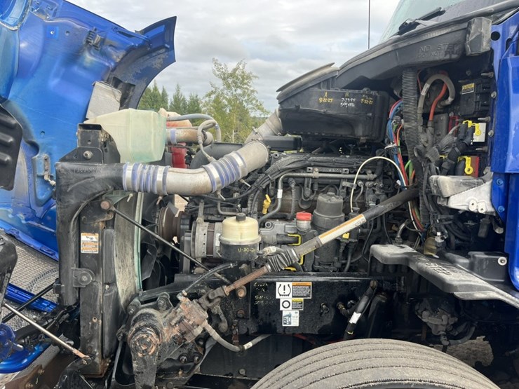 2020-kenworth-t680-image-9