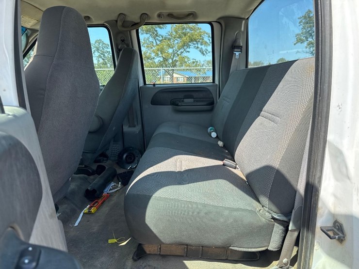 ford-f250-xl-image-19