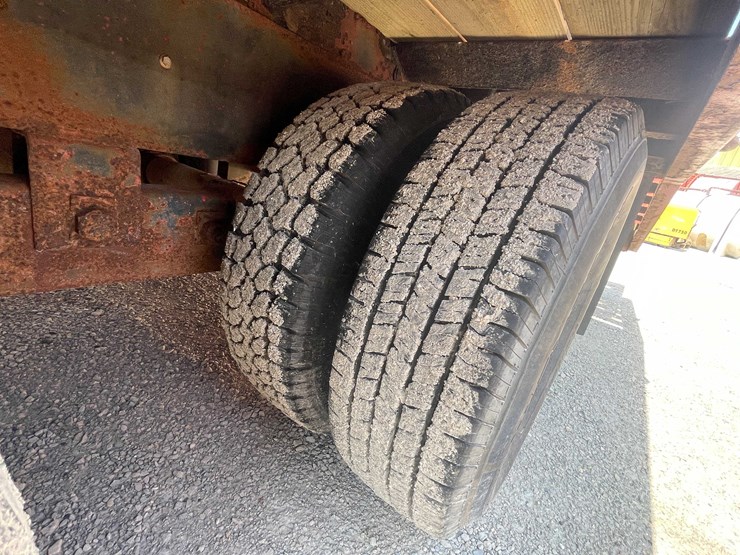#13354-•-2002-felling-flatbed-trailer-(has-wi-title)-image-16