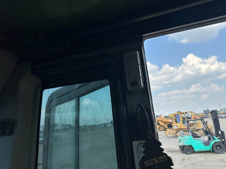 caterpillar-311fl-image-66