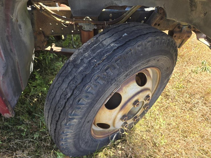 ford-f600-image-9