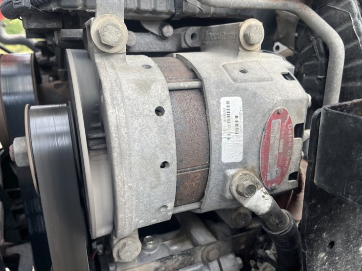 2020-kenworth-t680-image-25