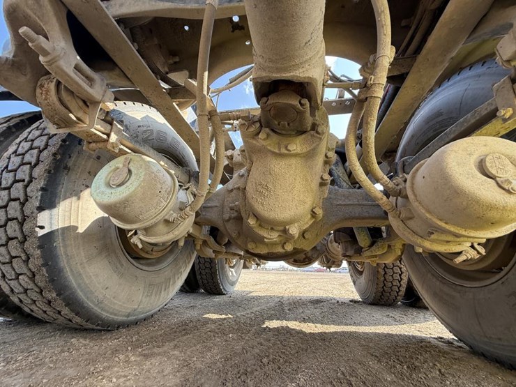 2013-kenworth-t800-image-58