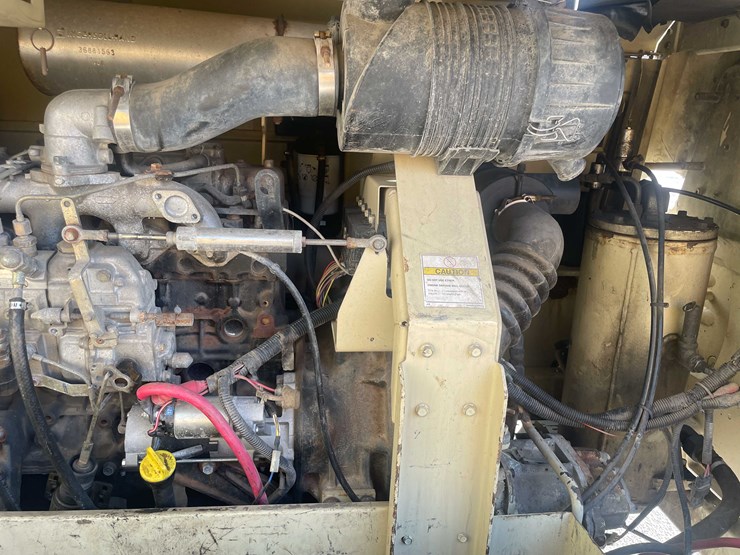 2002-ingersoll-rand-185-image-37