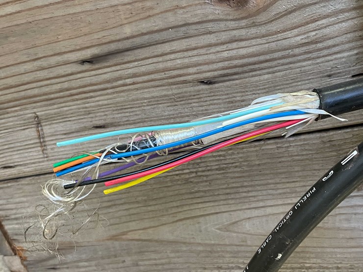 #13379-•-fiber-optic-cable-image-6