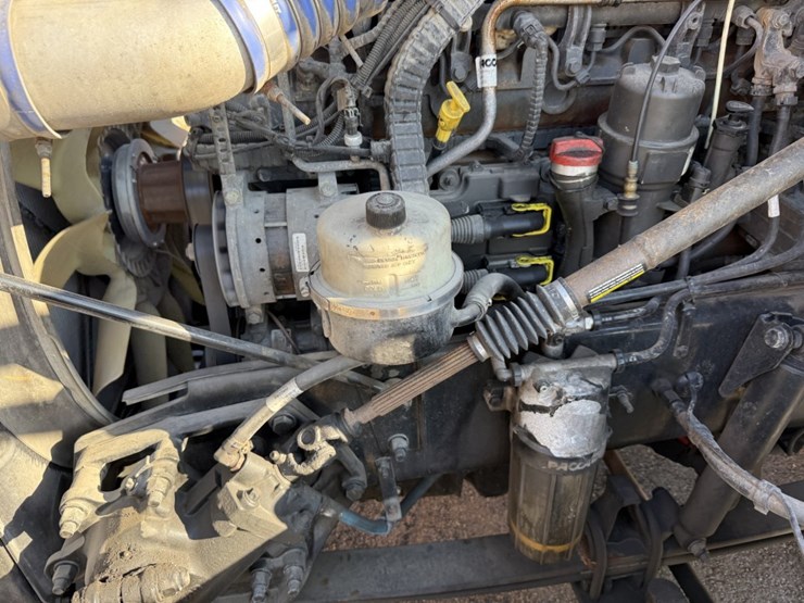 2020-peterbilt-579-image-22