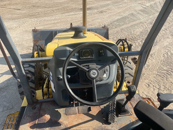 #13315-•-2003-lb110-backhoe-loader-image-61