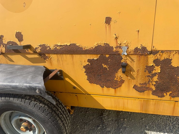 #13348-•-1992-atlas-corporation-tow-behind-compressor-image-40