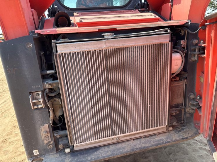 2017-kubota-svl75-2-image-17