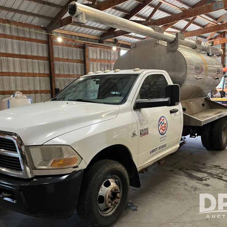 2012 DODGE 3500