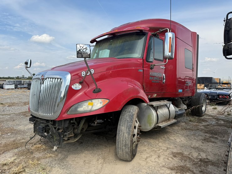 2014-international-prostar-image-1