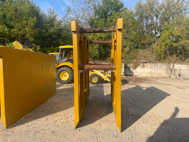 #13317-•-efficiency-products-trench-box-image-6