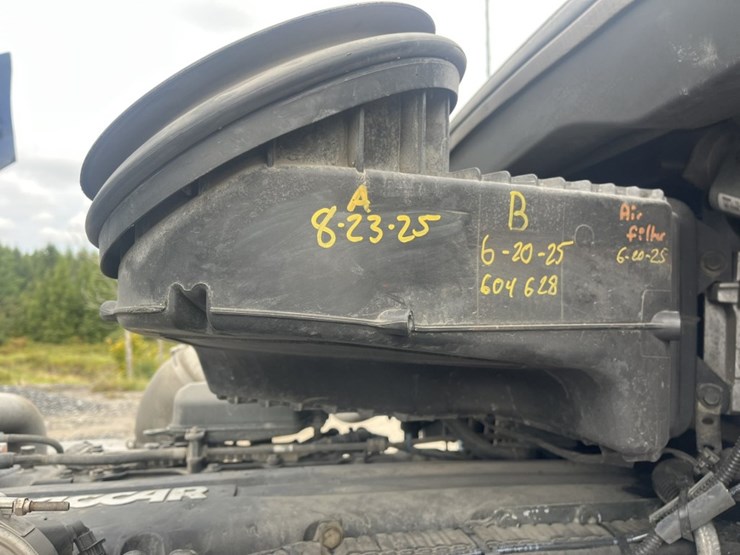 2020-kenworth-t680-image-19