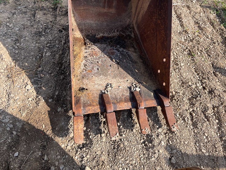 #13397-•-new-holland-bucket-image-9