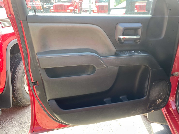2015-gmc-sierra-2500hd-image-42