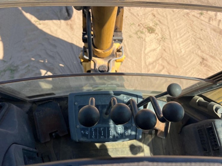2001-deere-310g-image-43