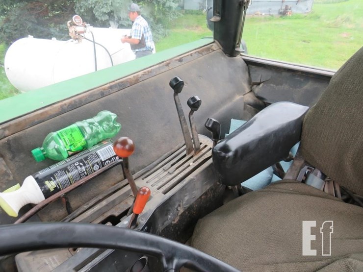 john-deere-4440-image-9