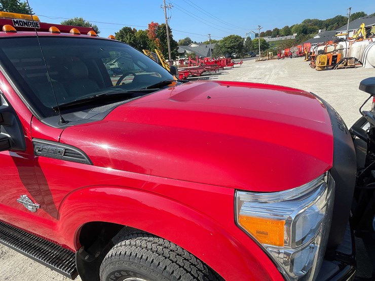 2014-ford-f350-image-30