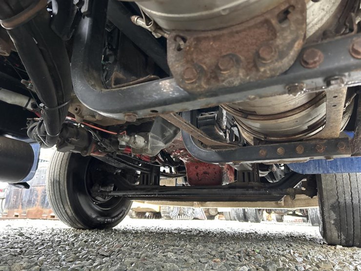 2018-kenworth-t680-image-27