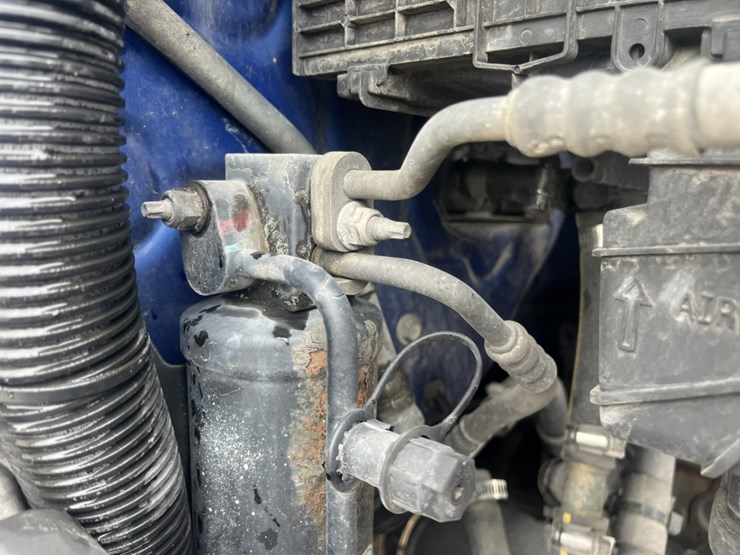 2020-kenworth-t680-image-44