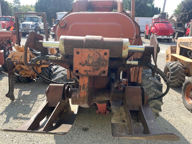 1985-ditch-witch-6510-image-21