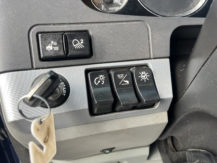 2020-kenworth-t680-image-128