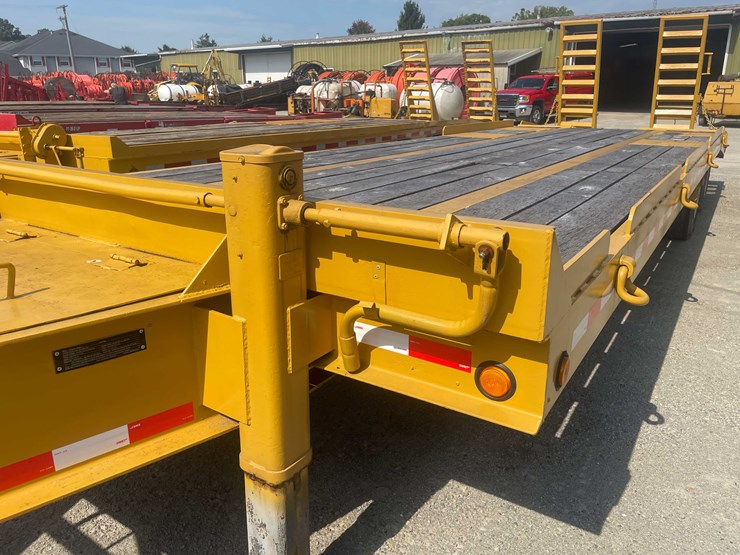 2000-custom-flatbed-image-12