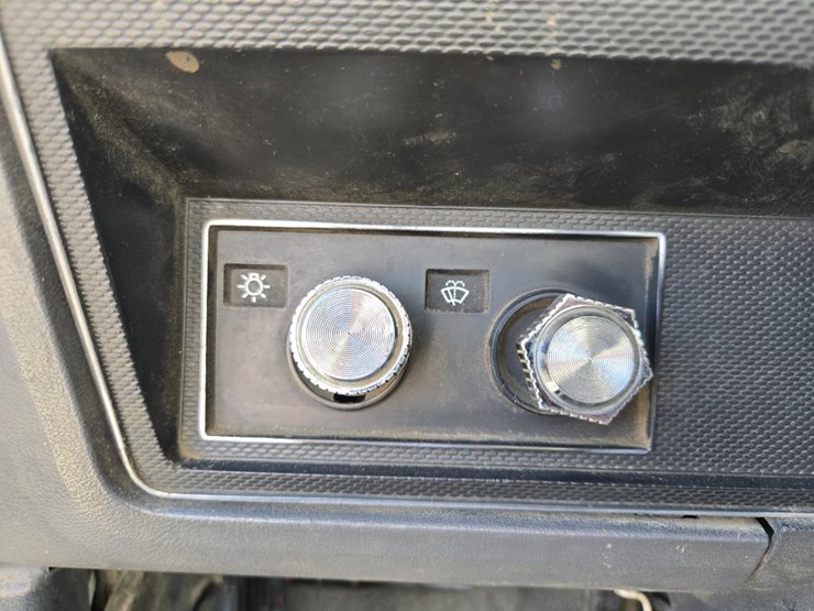 1994-ford-f700-image-58
