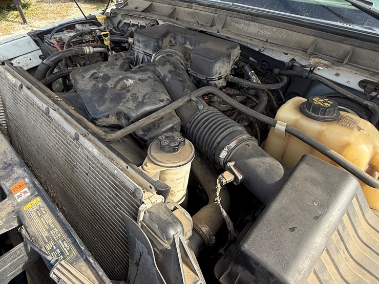 2010-ford-f250-xl-image-26