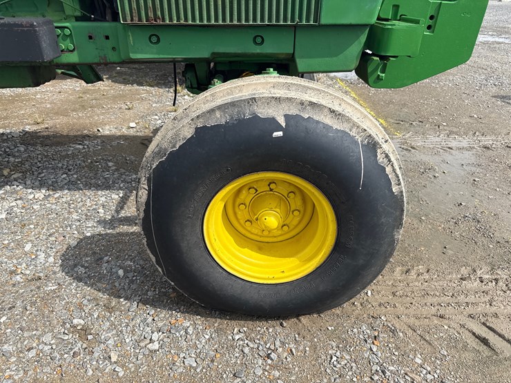 john-deere-4840-image-29
