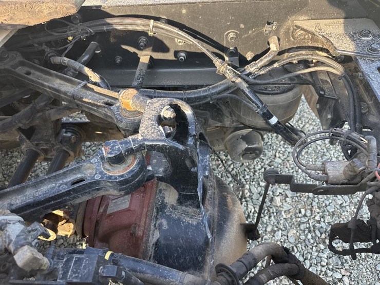 2023-kenworth-w990-image-61