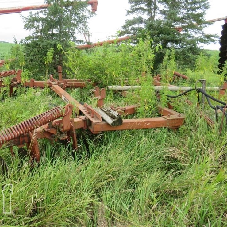 BUSH - HOG OLDER TANDEM DISC 25