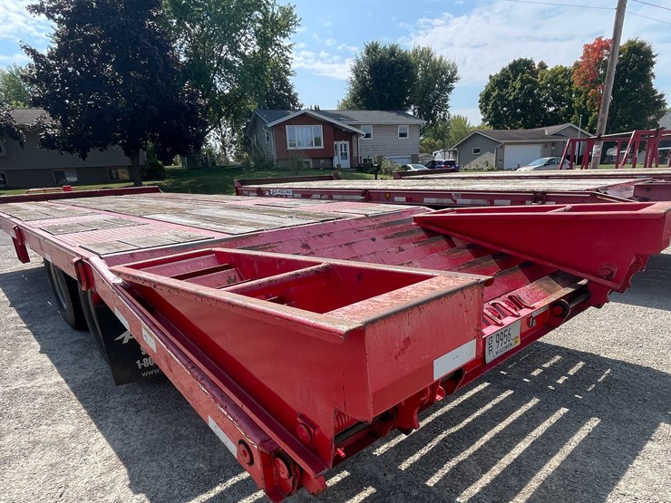 #13353-•-2015-felling-flatbed-trailer-(has-wi-title)-image-3