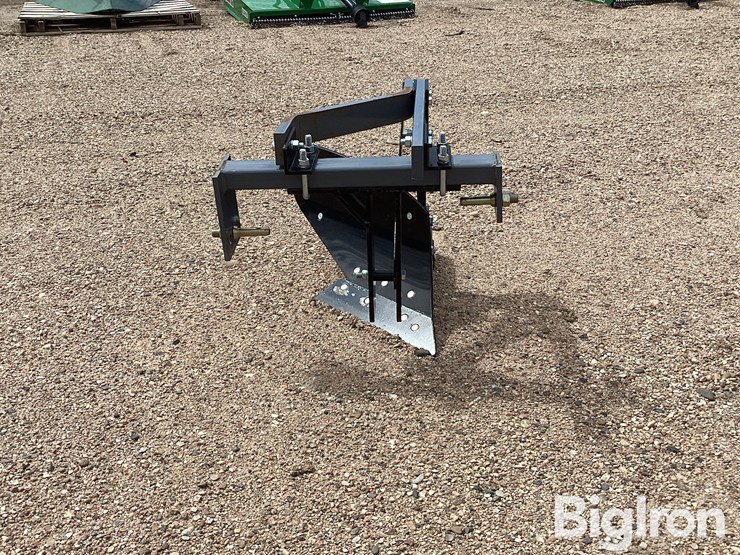 2023-brush-chief-6114-moldboard-single-plow-image-2