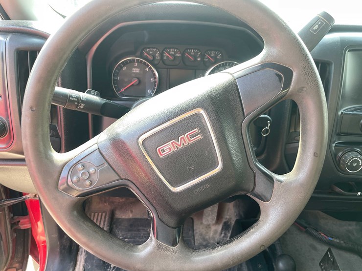 2015-gmc-sierra-2500hd-image-58