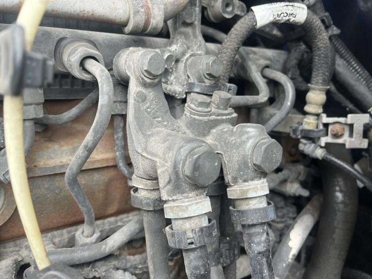 2020-kenworth-t680-image-21