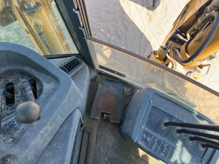 2001-deere-310g-image-45