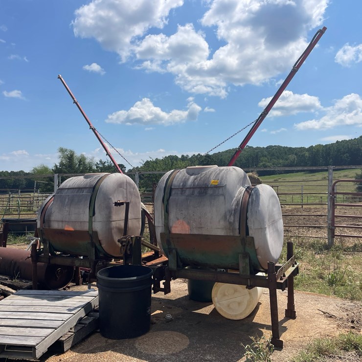 #24152 • 20' 19" 400gal 3pt Sprayer