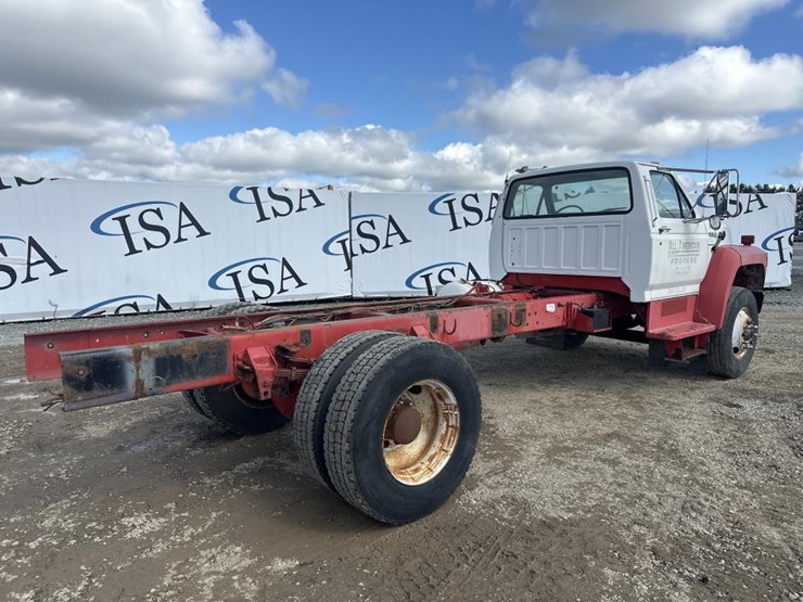 1994-ford-f700-image-5