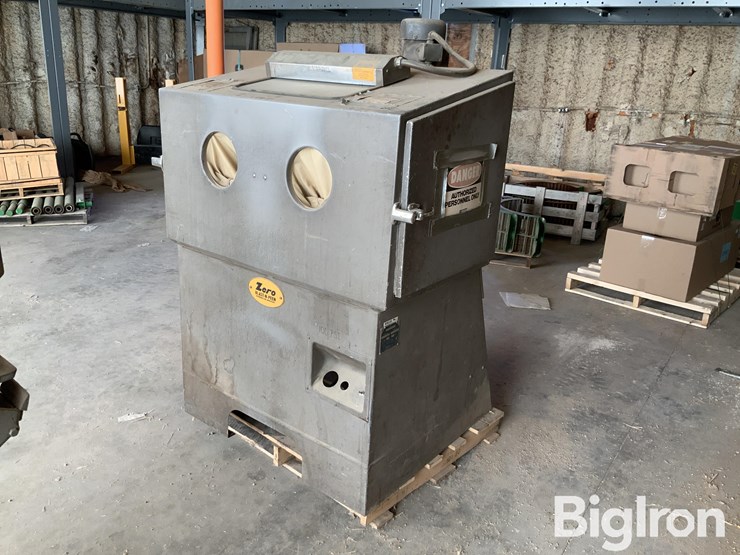 zero-mfg-b-300-f-blast-cabinet-image-1