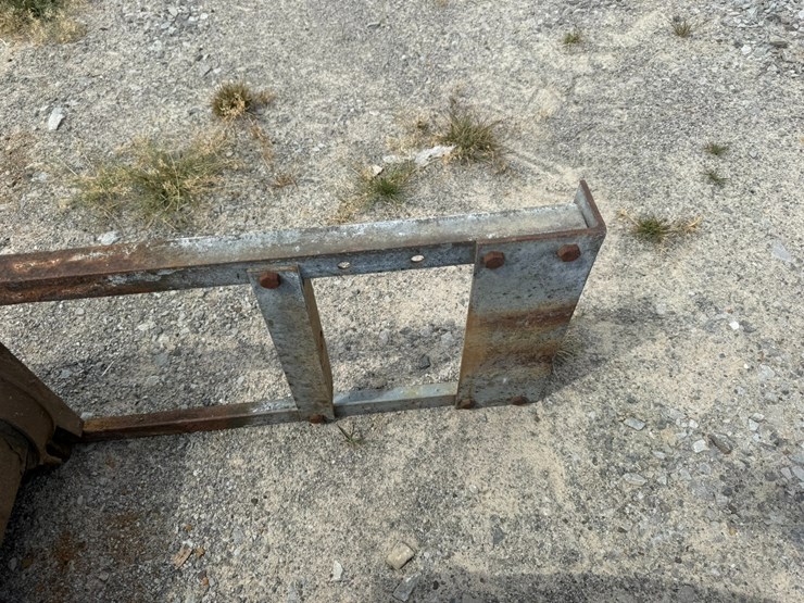 #23941-•-lot-of-(2)-12’-steel-pipe-w/gates-image-13