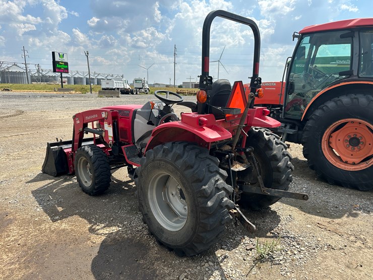 mahindra-1626-image-4