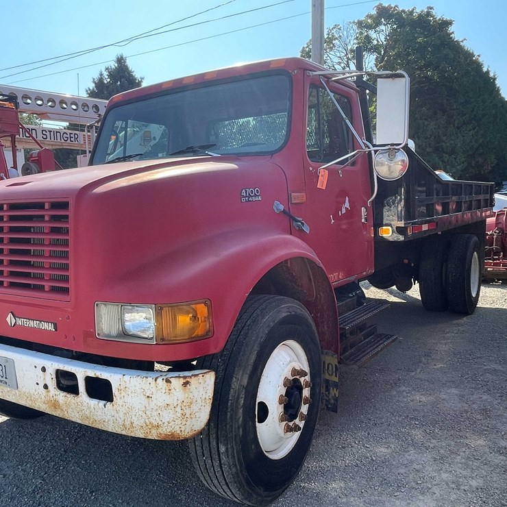 2000 INTERNATIONAL 4900