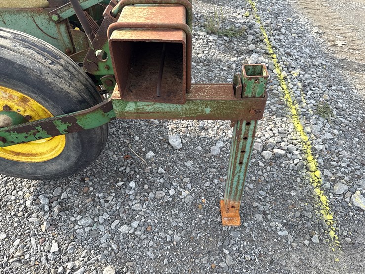 john-deere-7100-image-12