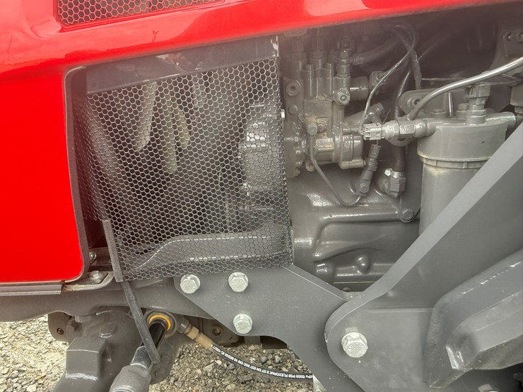 2022-massey-ferguson-4710-image-28